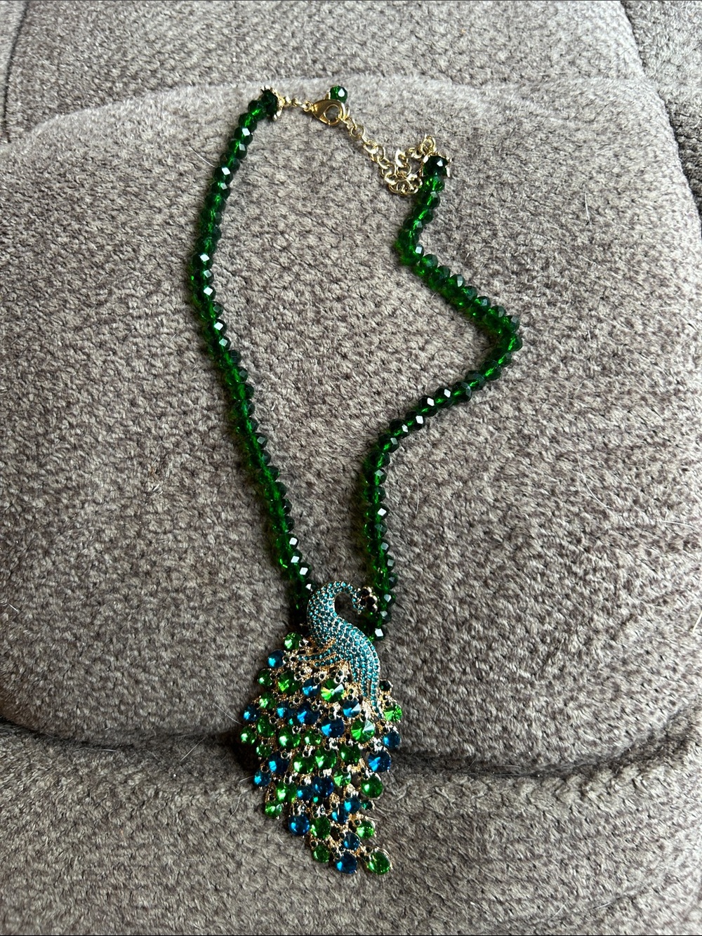 Elegant Green Peacock Crystal Pendant Necklace - Women Jewelry
